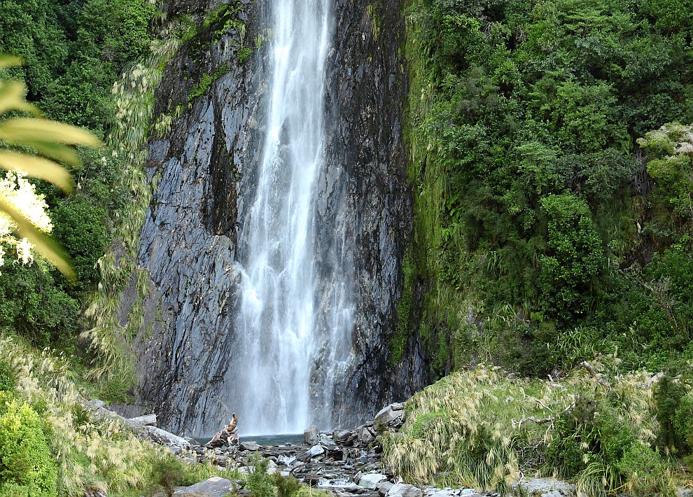 Thunder Creek Falls