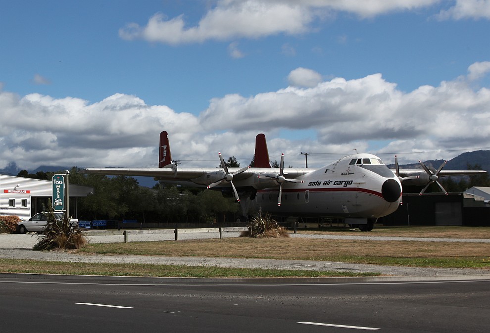 Restaurant mit Flugzeug